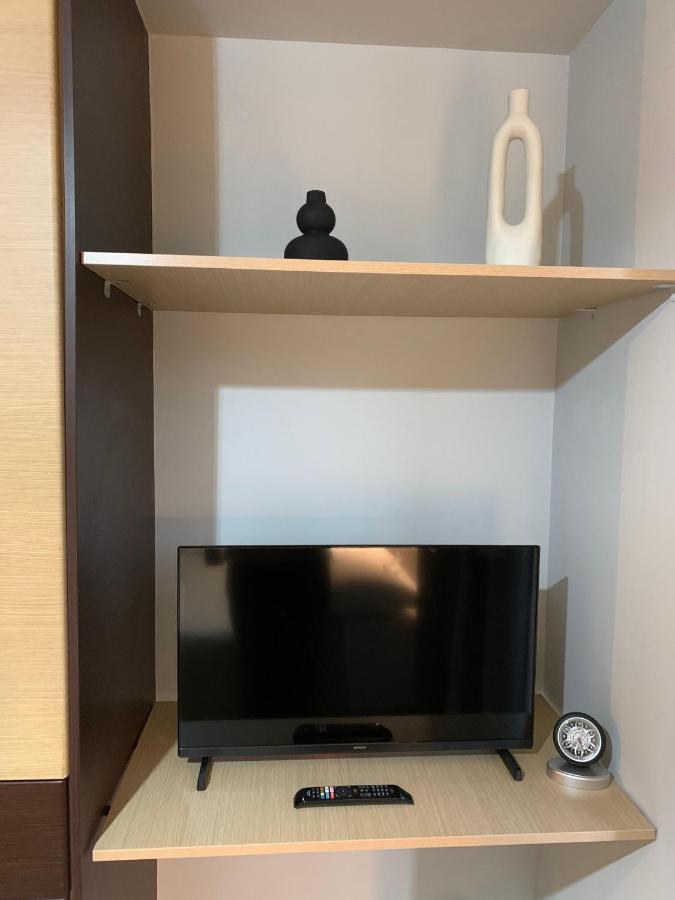 Hommie Apartment Amaliada 외부 사진